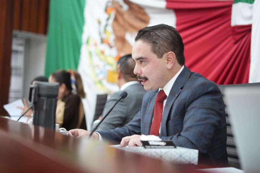 Presentan oficio diputadas Laura Yamili Flores y Blanca Águila, conformarán nueva&nbsp;bancada