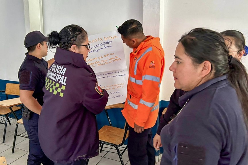 CON CAPACITACIÓN SENSIBILIZAN SOBRE VIOLENCIA DE GÉNERO A POLICÍAS DE&nbsp;HUAMANTLA