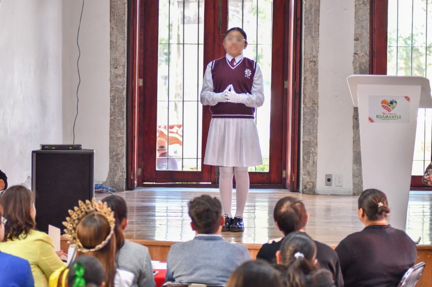 PREMIA GOBIERNO MUNICIPAL A GANADORES DEL CONCURSO DE POESÍA «POSDATA, TE QUIERO&nbsp;HUAMANTLA»