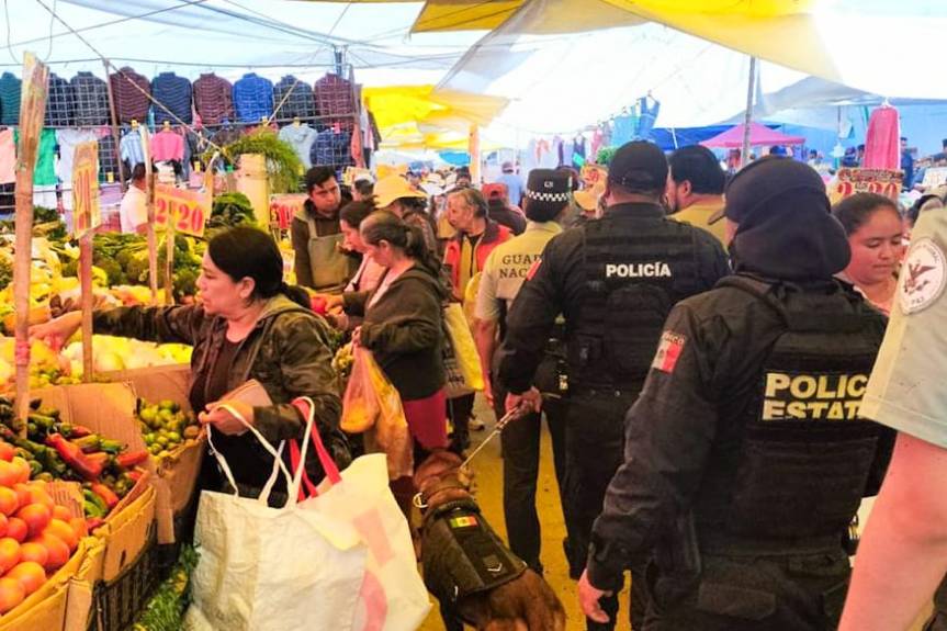 REFUERZAN LOS TRES ÓRDENES DE GOBIERNO SEGURIDAD CON PROXIMIDAD SOCIAL EN TIANGUIS DE LOS MIÉRCOLES EN&nbsp;HUAMANTLA