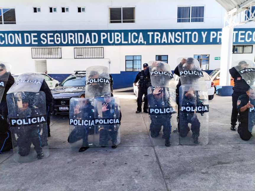 RECIBEN CURSO SOBRE ANTIMOTÍN ELEMENTOS DE REACCIÓN INMEDIATA DE LA POLICÍA DE&nbsp;HUAMANTLA