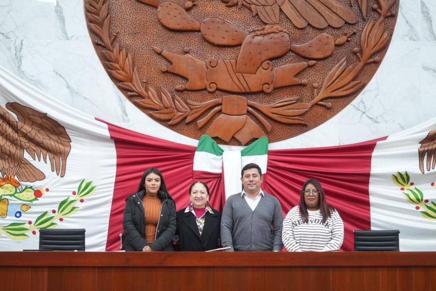 Eligen e instalan la Comisión Permanente del Congreso del Estado de&nbsp;Tlaxcala