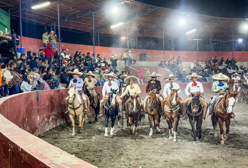 TRADICIÓN Y SOLIDARIDAD SELLARON LA CHARREADA NAVIDEÑA DE LA ALDEA MÁGICA 2024 EN&nbsp;HUAMANTLA