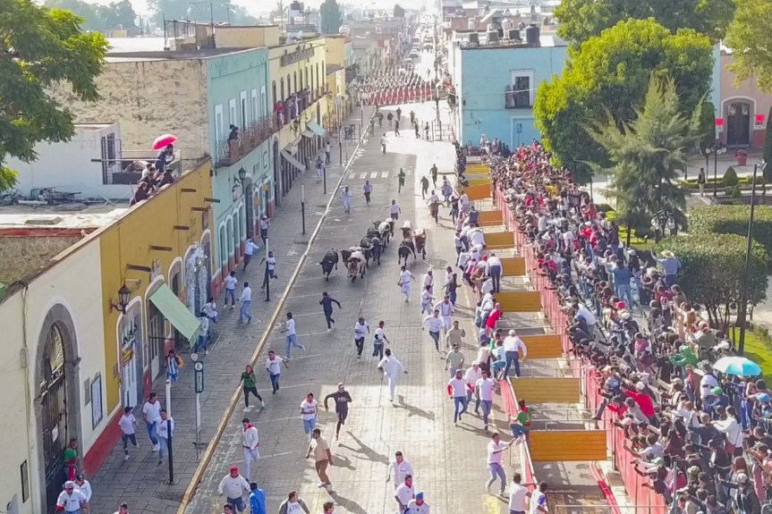 HUAMANTLA SE PREPARA PARA LA ADRENALINA DEL SEGUNDO ENCIERRO ESTILO&nbsp;PAMPLONA