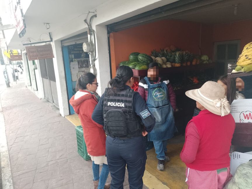Notifica seguridad pública de Ixtenco la liberación de la carretera principal para mejorar la&nbsp;circulación