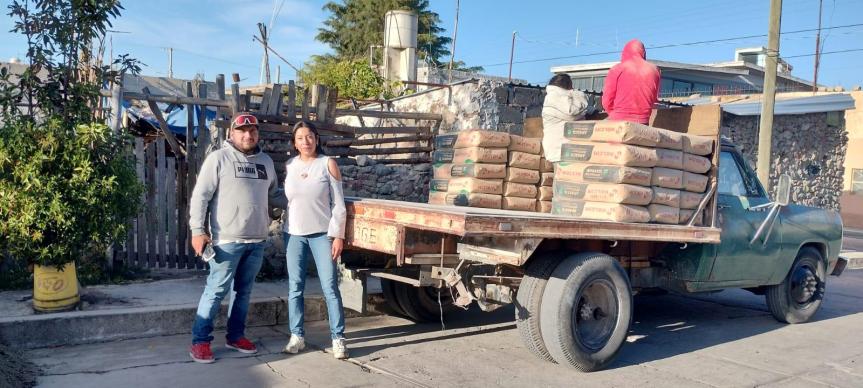 Ixtenco concluye la entrega de materiales del programa «Piso de&nbsp;Concreto»