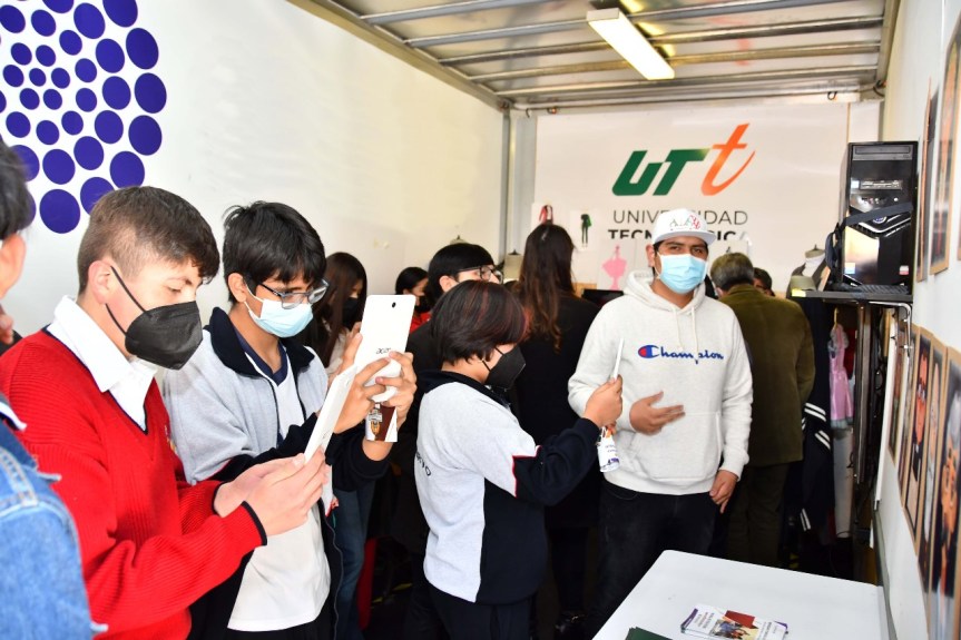 GOBIERNO DE HUAMANTLA INVITA A FERIA UNIVERSITARIA DE LA UTT PARA OFRECER OPCIONES DE ESTUDIO A&nbsp;JÓVENES