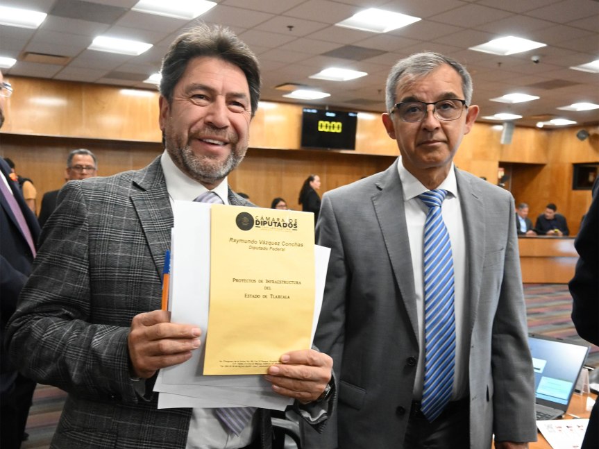 Entrega Diputado Federal Ray Vázquez proyectos de infraestructura de Tlaxcala a la&nbsp;SICT