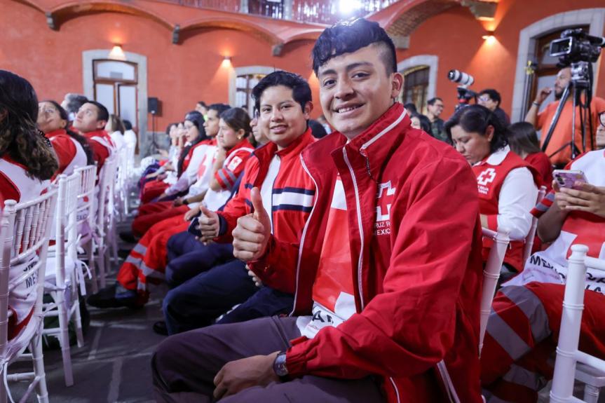ARRANCA COLECTA ANUAL DE CRUZ ROJA EN TLAXCALA; GOBERNADORA ENTREGA DE&nbsp;AMBULANCIA