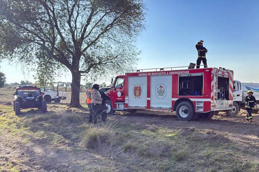 BOMBEROS, PROTECCIÓN CIVIL DE HUAMANTLA Y CAPAMH SOFOCAN INCENDIO EN DEPÓSITO DE&nbsp;LLANTAS