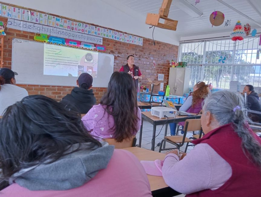Gobierno de Ixtenco impulsa una alimentación saludable en escuelas con impartición de&nbsp;talleres