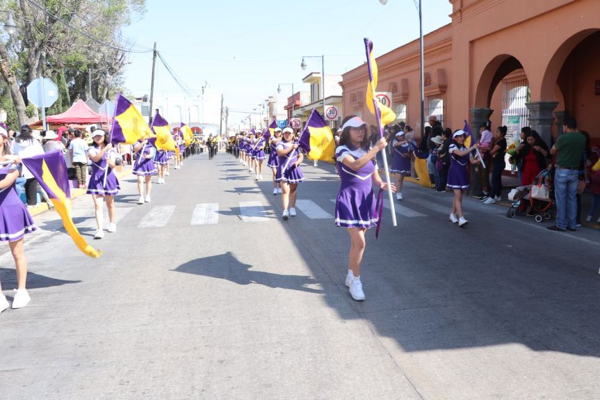 Magno desfile de primavera se llevó a cabo este día en&nbsp;Ixtenco