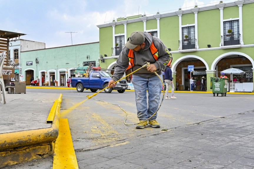 TRABAJOS DE BALIZAJE CONTINUARÁN EN EL PRIMER CUADRO DE LA CIUDAD EN&nbsp;HUAMANTLA