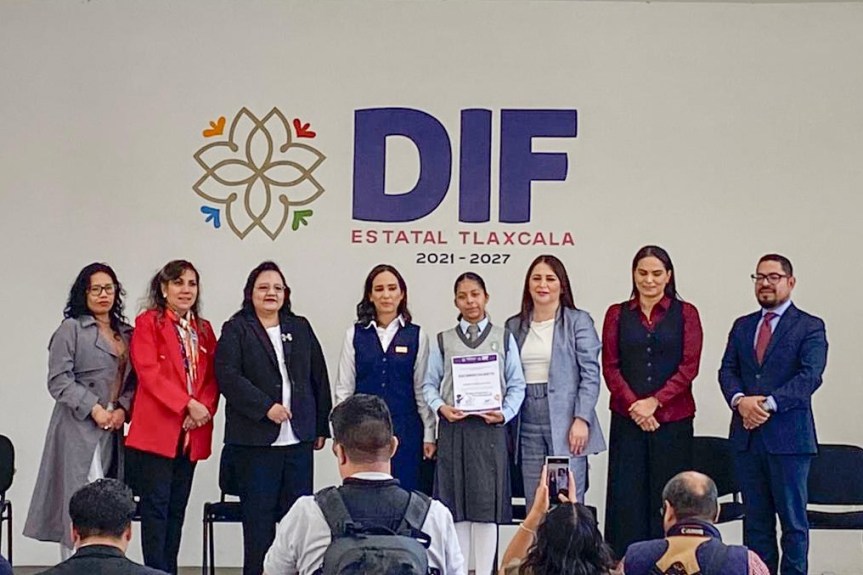 ORGULLO HUAMANTLECO: NANCY CUÉLLAR AVANZA A LA ETAPA ESTATAL DE CONCURSO DE&nbsp;ORATORIA