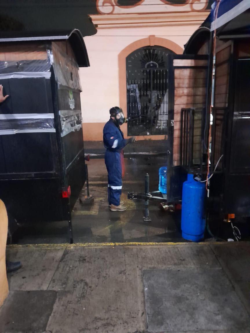 ALCALDE ALFONSO SÁNCHEZ GARCÍA ESCUCHA Y RESPONDE A VECINOS Y COMERCIANTES DEL MERCADO DE LOMA&nbsp;BONITA