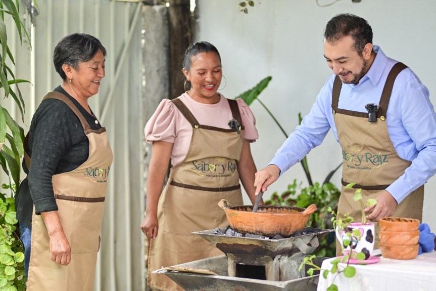 NOVENO CAPÍTULO DE SABOR Y RAÍZ “POR AMOR A HUAMANTLA” RESCATA EL MOLE TRADICIONAL DE DOÑA MARÍA&nbsp;ISABEL