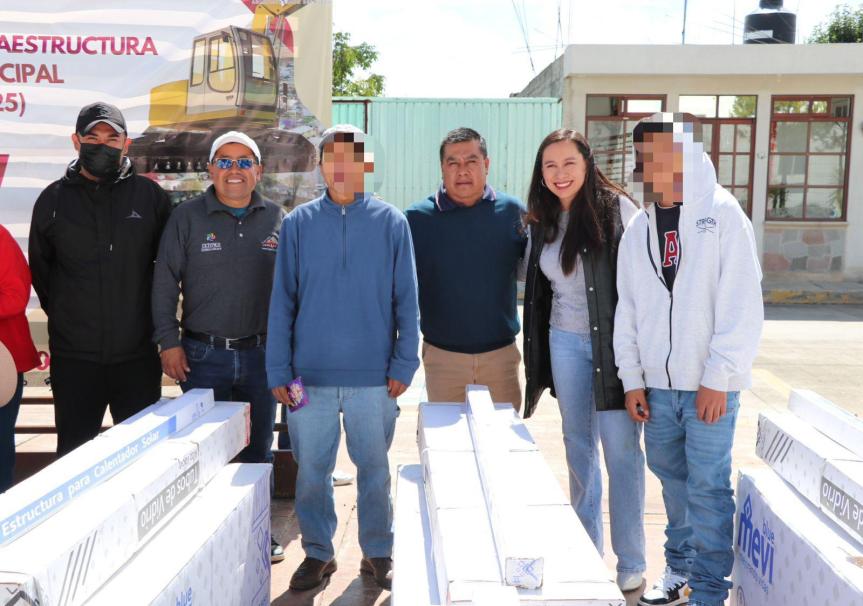 Gobierno Municipal de Ixtenco entrega calentadores solares a familias beneficiarias con una inversión superior a 256 mil&nbsp;pesos