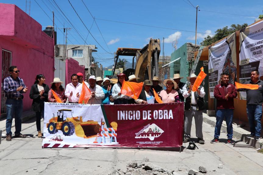 El Gobierno Municipal de Ixtenco inicia trabajos de pavimentación y drenaje en la calle 4&nbsp;Poniente
