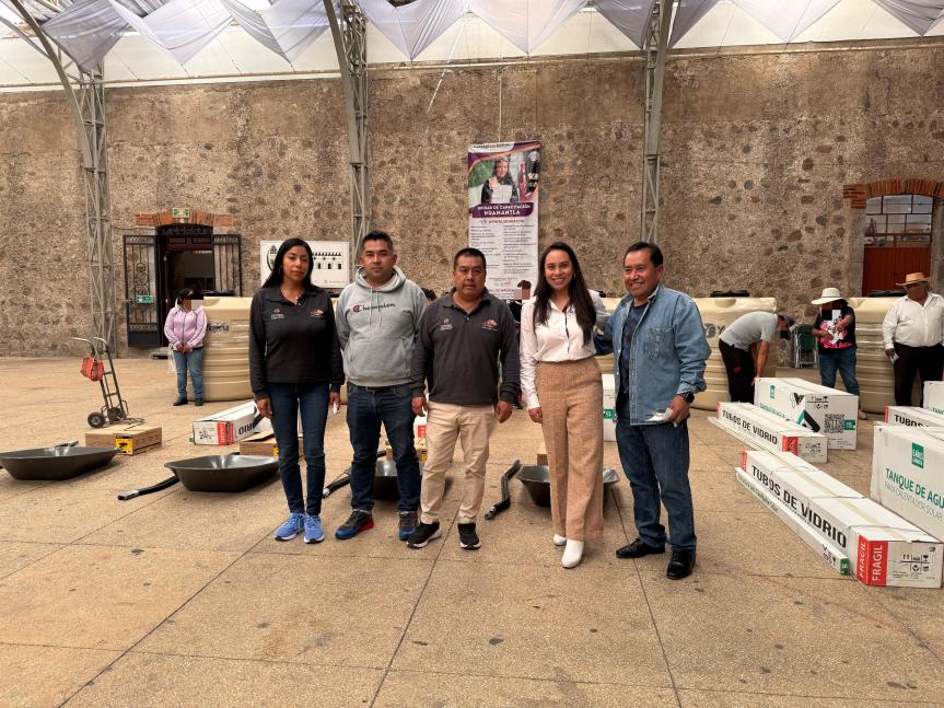 El Gobierno Municipal de Ixtenco entregó apoyos a bajo costo para 34 familias del&nbsp;municipio