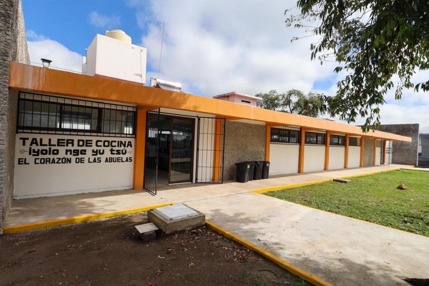 ENTREGA GOBERNADORA TERCERA ETAPA DE CONSTRUCCIÓN DE LA UNIVERSIDAD INTERCULTURAL DE&nbsp;IXTENCO