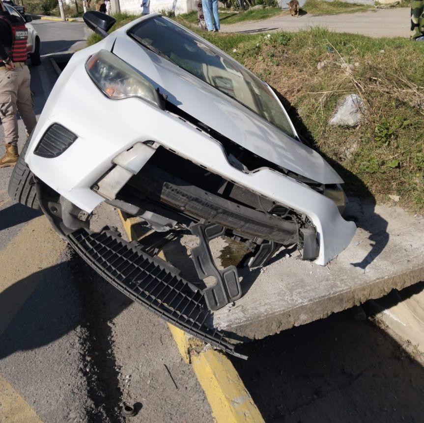Atiende Protección Civil y Seguridad Pública de Huamantla accidente vehicular sobre el bulevar&nbsp;Yancuitlalpan
