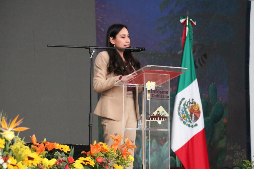 Ixtenco hace historia: Aline Lazo Caballero, la presidenta más joven del estado, presentó su primer informe de&nbsp;gobierno