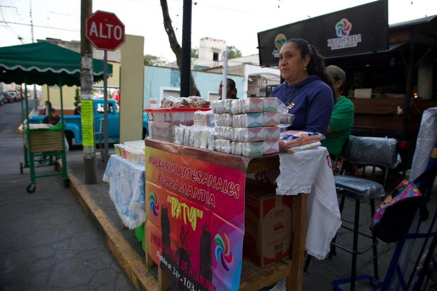 INICIAN LOS TRADICIONALES “VIERNES DE MUÉGANOS” EN LA PLAZUELA DE SANTA&nbsp;CRUZ