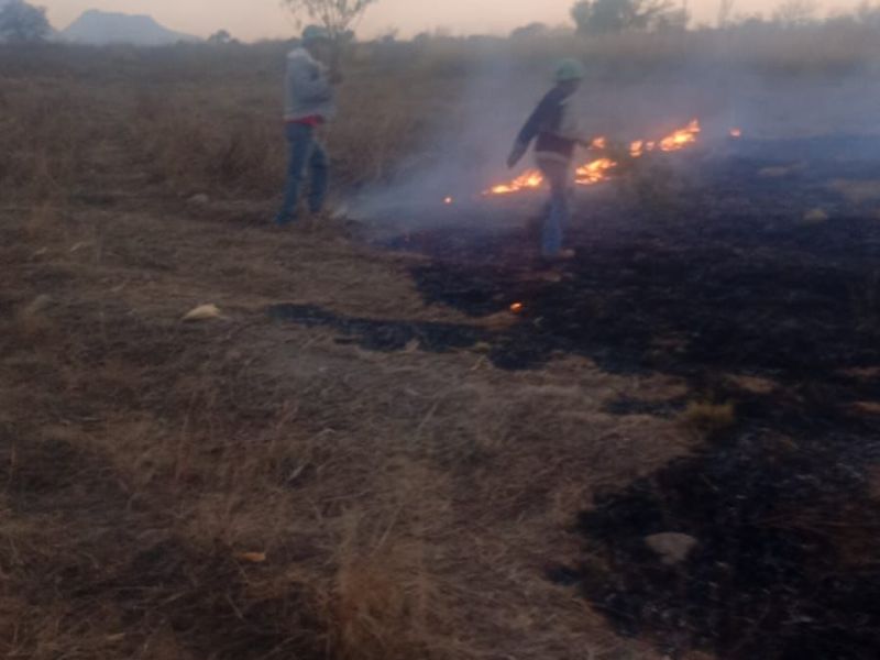 Atienden seis incendios en distintos puntos de Ixtenco; autoridades llaman a evitar&nbsp;quemas