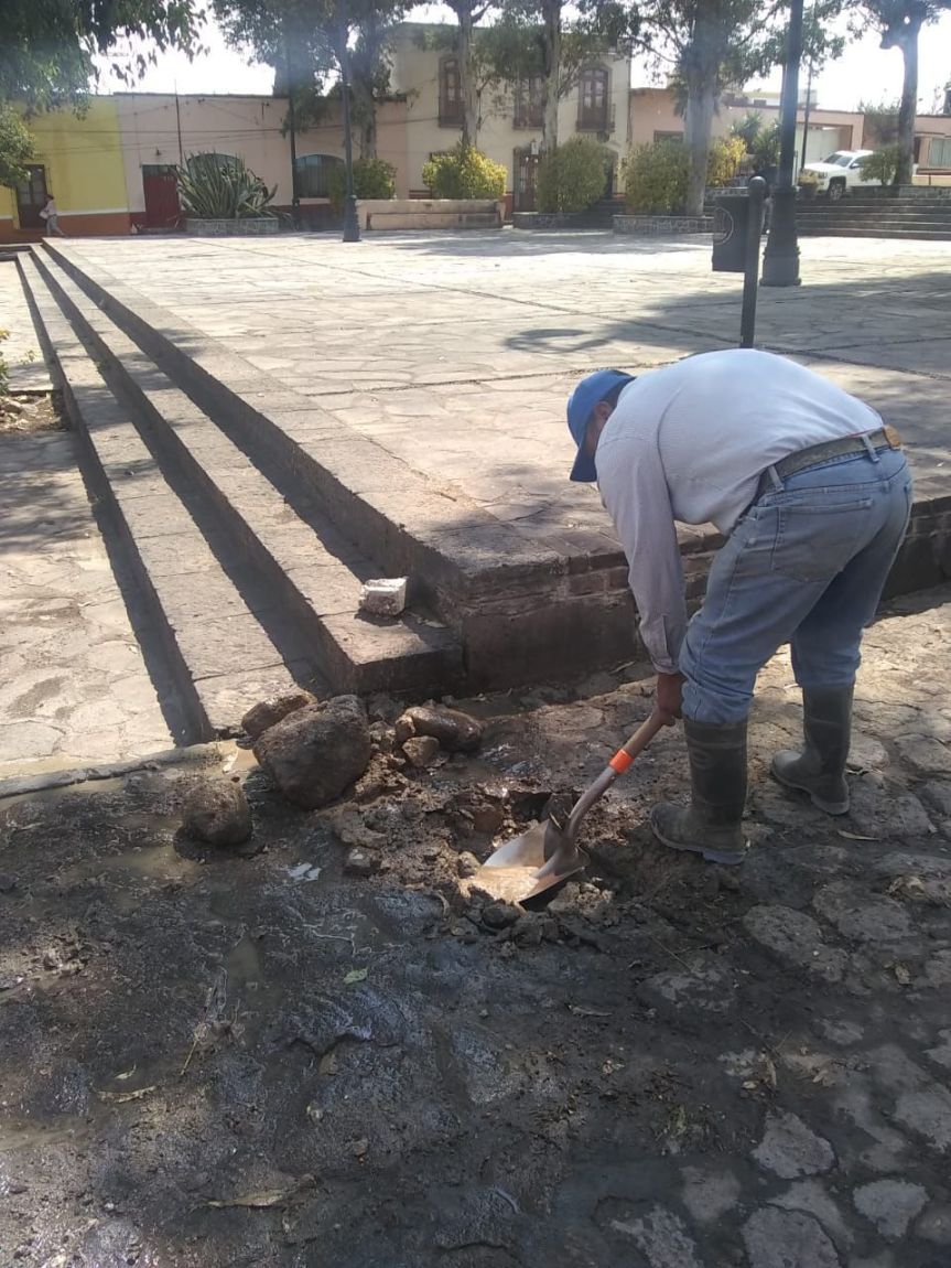 CAPAMH REALIZA TRABAJOS DE MANTENIMIENTO Y ATENCIÓN EN REDES DE AGUA Y DRENAJE EN DISTINTOS PUNTOS DE&nbsp;HUAMANTLA