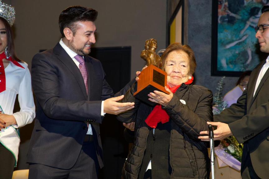 MICAELA RODRÍGUEZ RIVERA “CHATITA” ES RECONOCIDA CON LA PRESEA PAULINA MARAVER&nbsp;2026