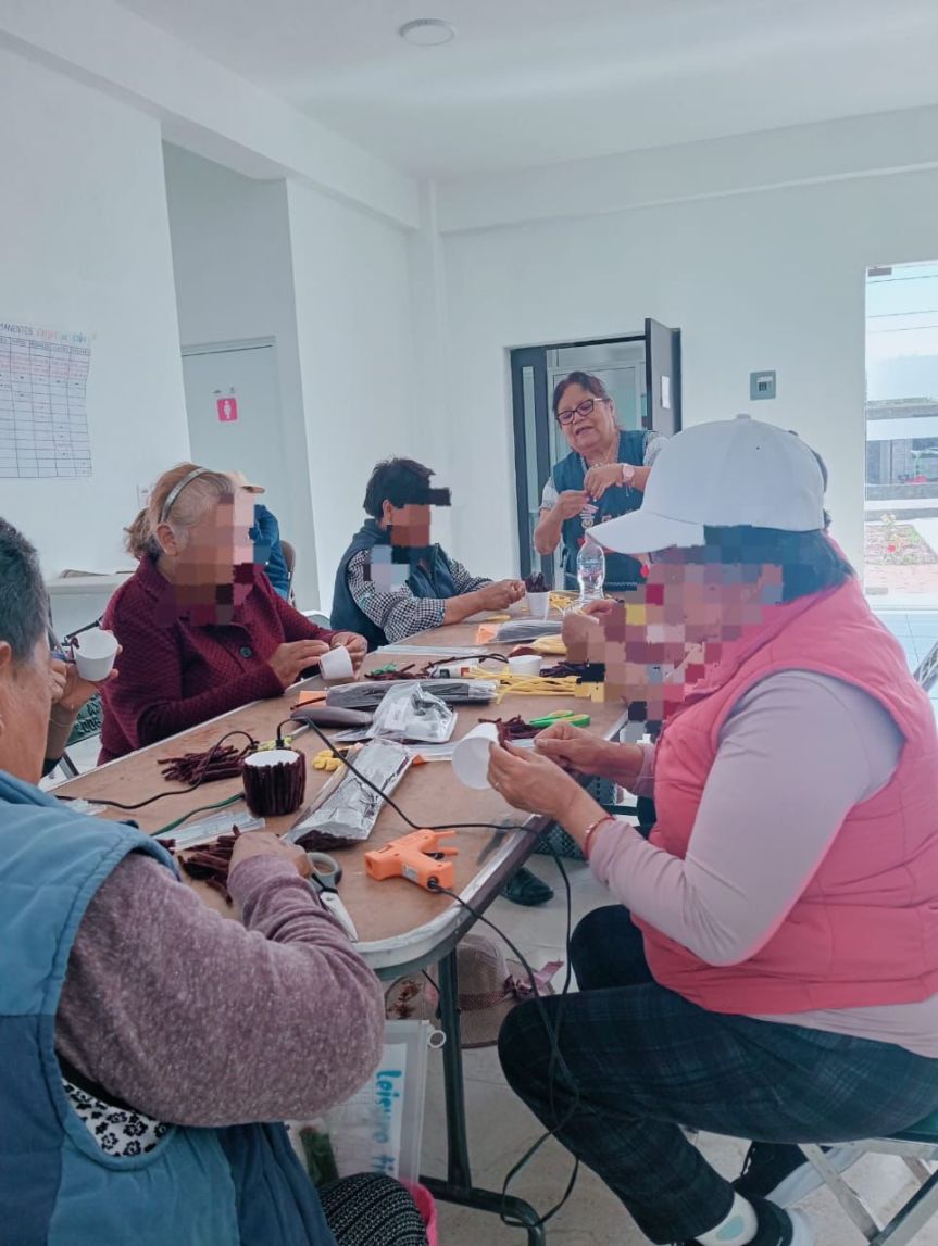 Impulsa Gobierno de Ixtenco actividades creativas para adultos&nbsp;mayores