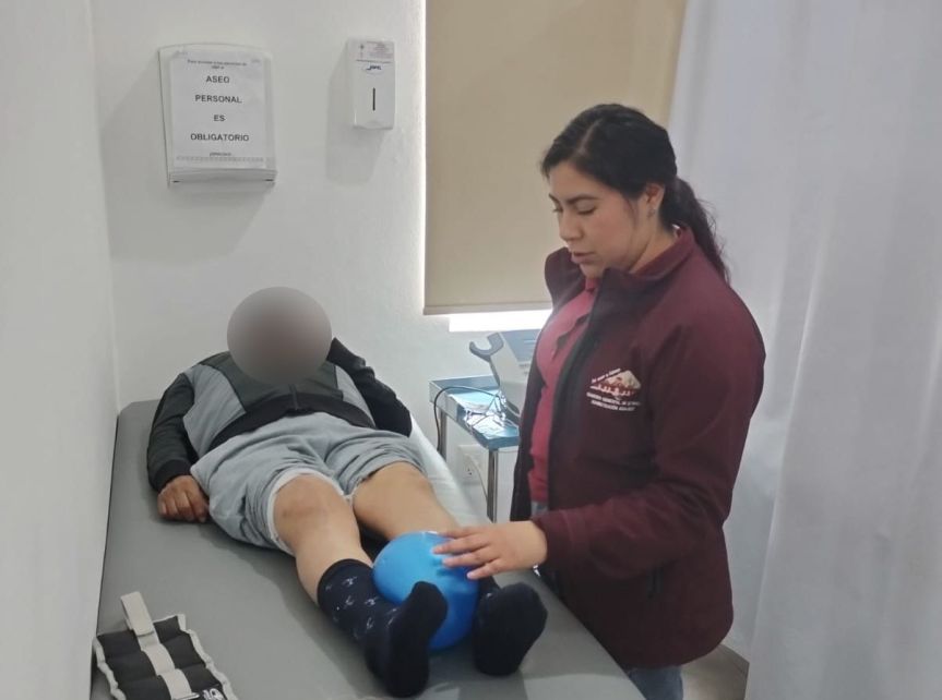 UBR Ixtenco brindó 96 sesiones de terapia física y rehabilitación durante el último&nbsp;mes