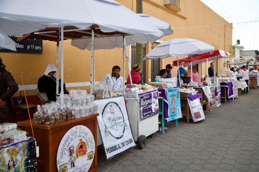 Huamantla vive con gran éxito el “Viernes de Muéganos” en el Templo de San&nbsp;Miguel