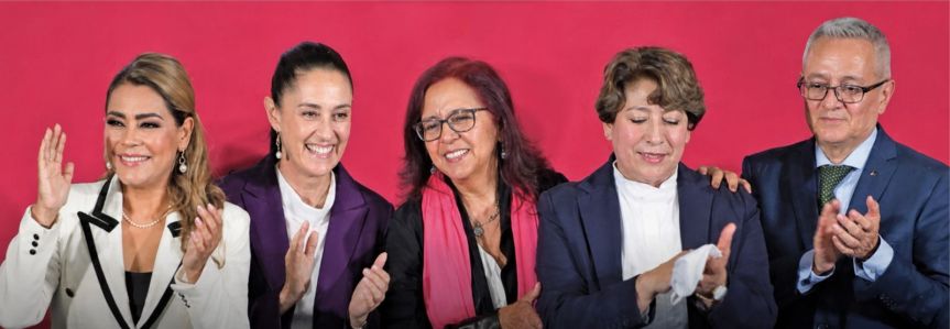 FELICITA Y RECONOCE OSCAR FLORES A LAS MAESTRAS Y&nbsp;MAESTROS