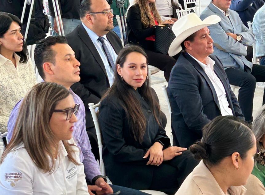 ALINE LAZO FIRMA CONVENIO PARA LA REGULARIZACIÓN DEL SUELO EN&nbsp;TLAXCALA