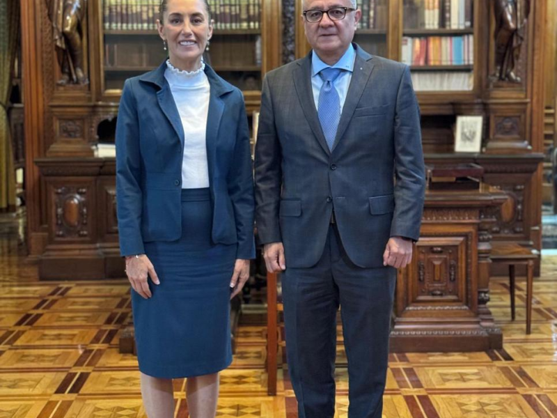 RECONOCE ÓSCAR FLORES LIDERAZGO DE CLAUDIA SHEINBAUM EN SU&nbsp;CUMPLEAÑOS