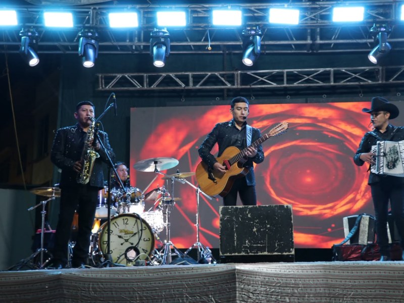 IXTENCO VIVE UNA NOCHE DE MÚSICA Y TRADICIÓN MEXICANA CON EL DOS DE ORO Y LETY&nbsp;GARCILAZO