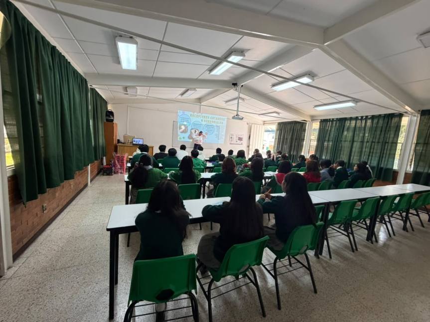 UBR IXTENCO FORTALECE EL APRENDIZAJE SENSORIAL DE ADOLESCENTES CON PLÁTICA SOBRE PERCEPCIÓN&nbsp;TÁCTIL