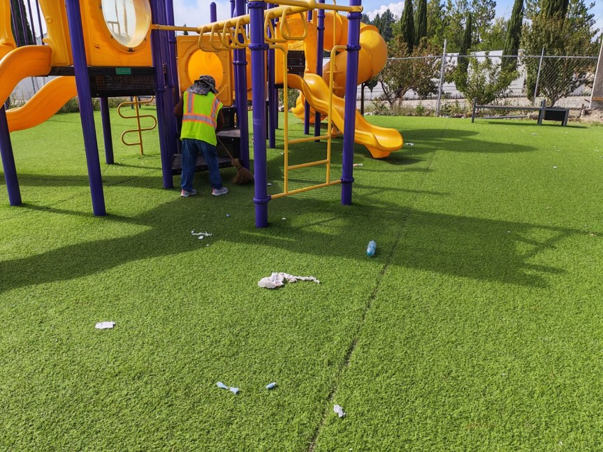 GOBIERNO MUNICIPAL DE IXTENCO REALIZA LIMPIEZA Y MANTENIMIENTO EN PARQUE&nbsp;RECREATIVO