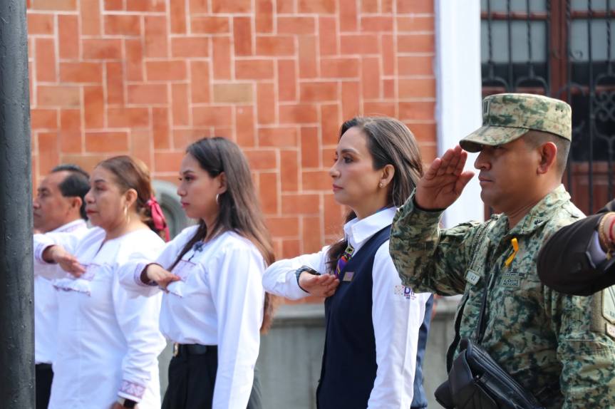 IXTENCO PARTICIPA EN CEREMONIA DE IZAMIENTO DE LA BANDERA NACIONAL EN LA CAPITAL DEL&nbsp;ESTADO